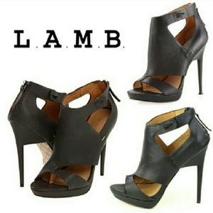 LAMB Amanda cut out stilettos heels size 7